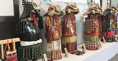 市役所での甲冑展示会