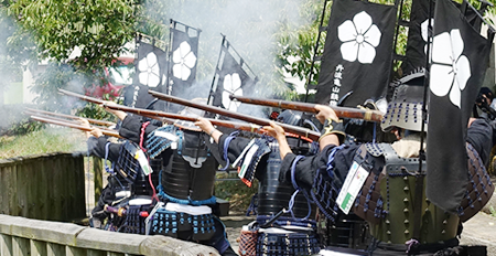南郷光秀広場での月例演武