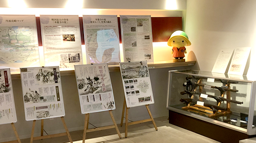 嵐電嵐山駅ギャラリーで火縄銃を展示。