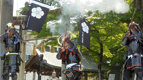 第33回福知山お城まつりで火縄銃演武